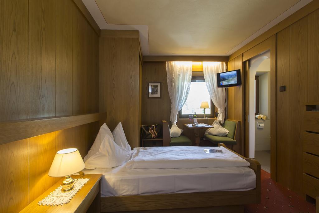 Hotel Burgfrieden Гайс Екстериор снимка