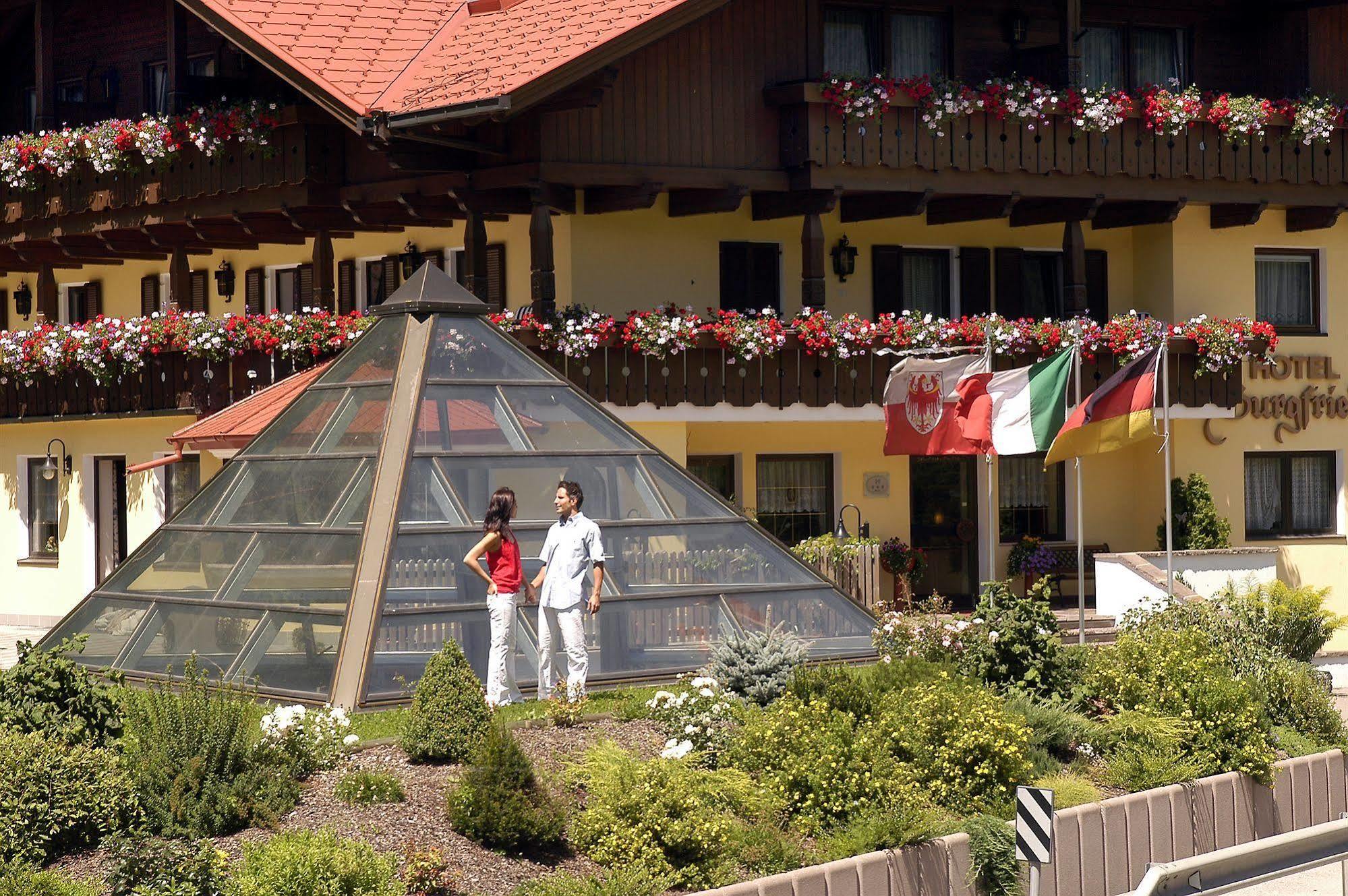 Hotel Burgfrieden Гайс Екстериор снимка